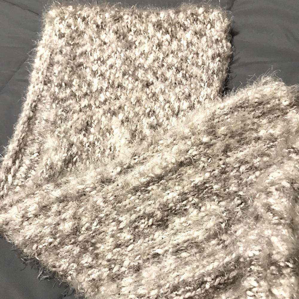 Knitted infinity scarf